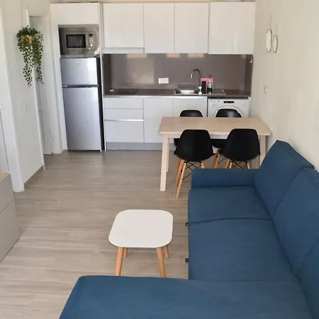 Beachfront Lagos Apartment Cotillo